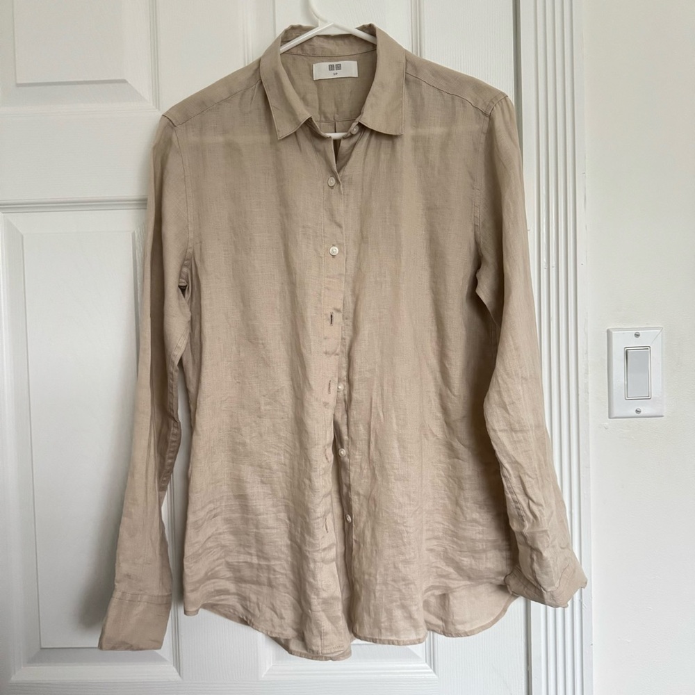 Uniqlo Beige Button Down Shirt, S